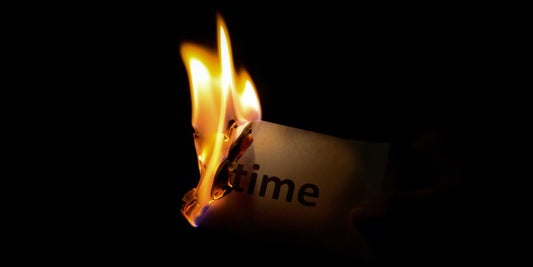 brennender "time" Schriftzug