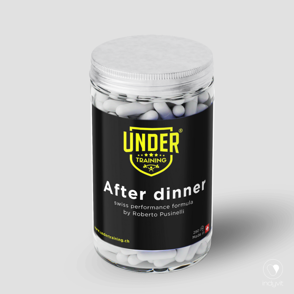 After dinner by Roberto Pusinelli